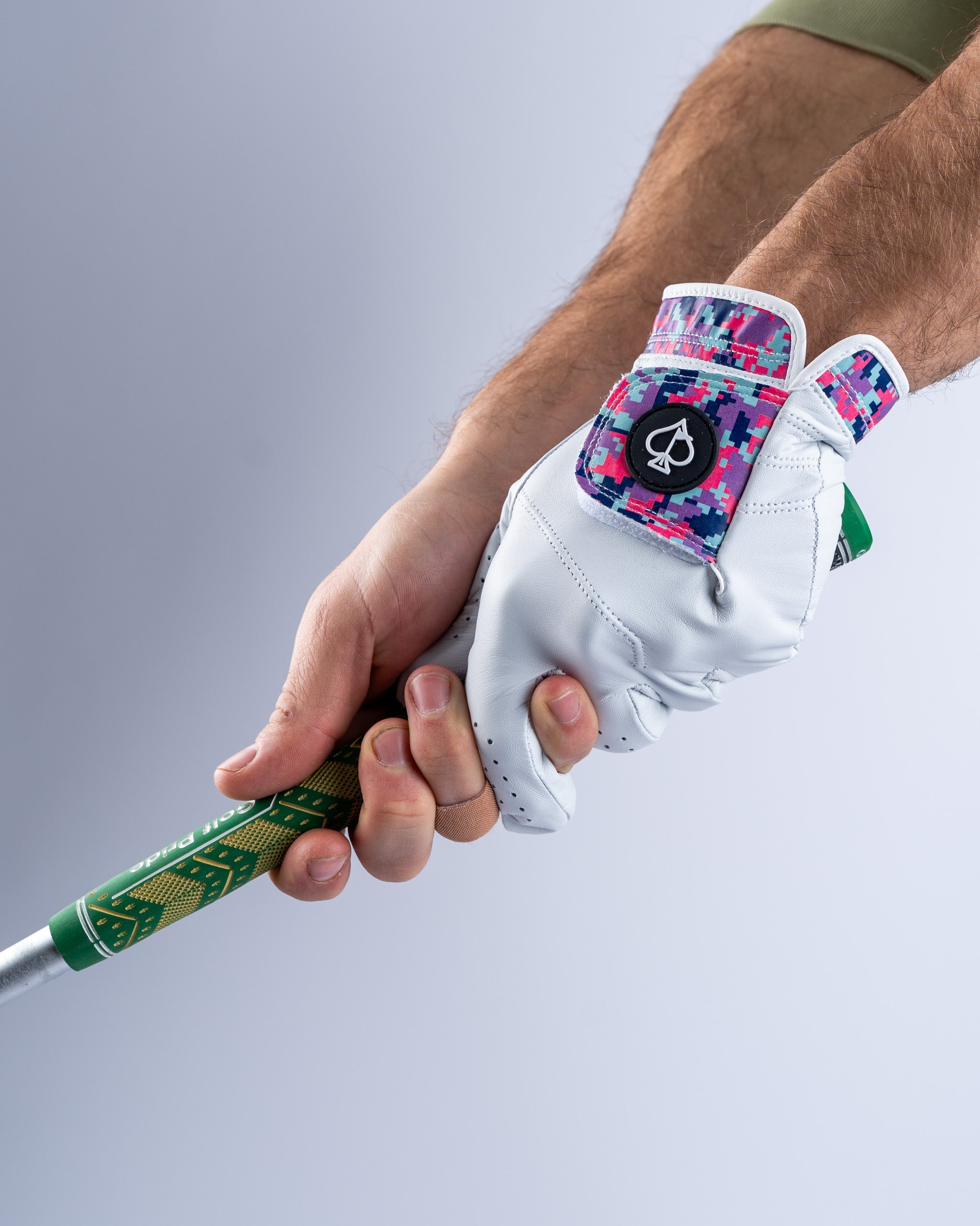 Image of Premium Tour Glove - Vivid Camo