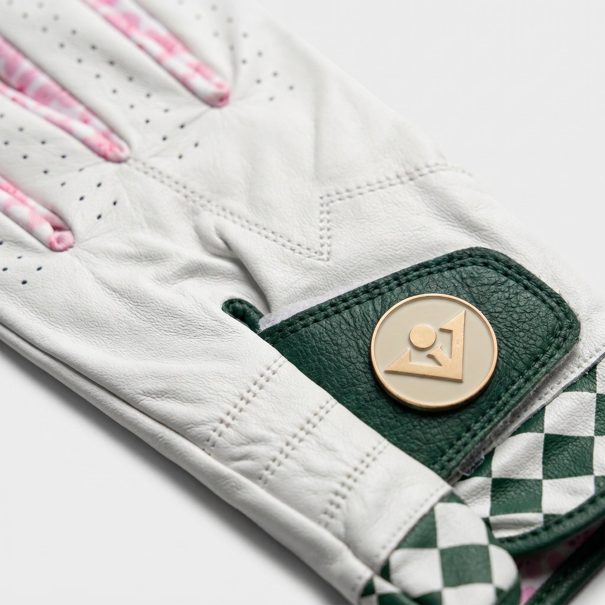 Image of Champions | Women's Checkered Golf Glove