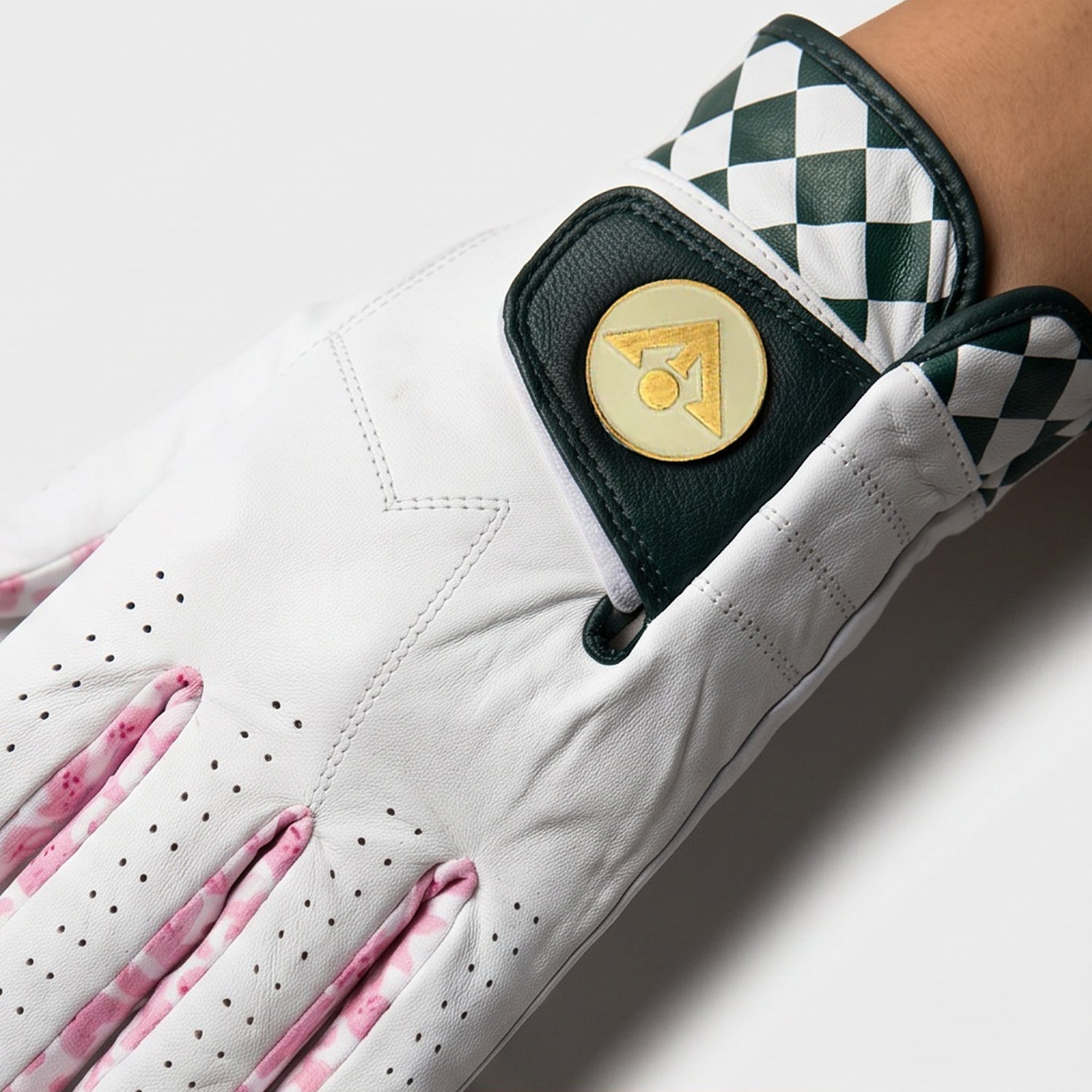 Image of Champions | Women's Checkered Golf Glove