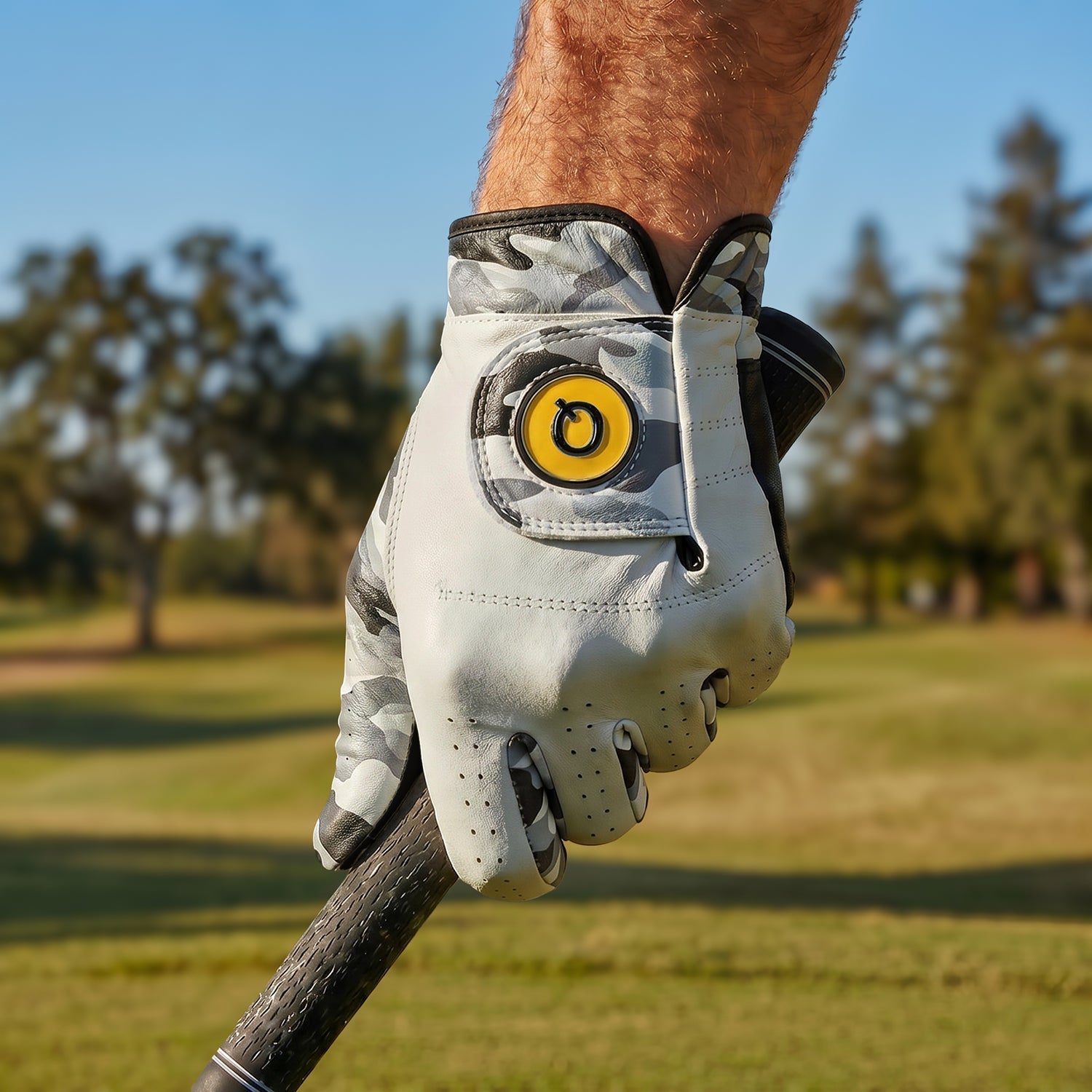 Image of Gowanus Ghost | Men's Camo Golf Glove